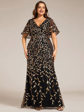 Stunning Plus Size V-Neck Sequin Applique Mermaid Evening Dress